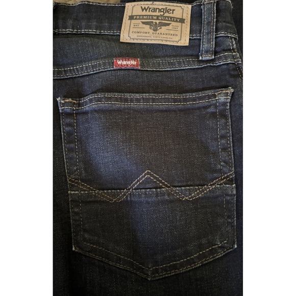 Wrangler Other - Mens WRANGLER Jeans Premium Straight Fit Dark Denim Blue Jeans Size 30x32